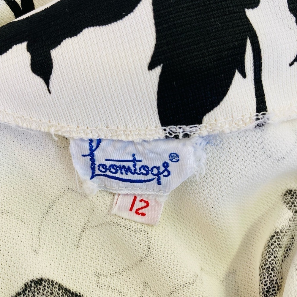 Vintage 1970s Dress, Loomtogs Brand Long Sleeve Dress with Black & White Floral - Picture 12 of 12